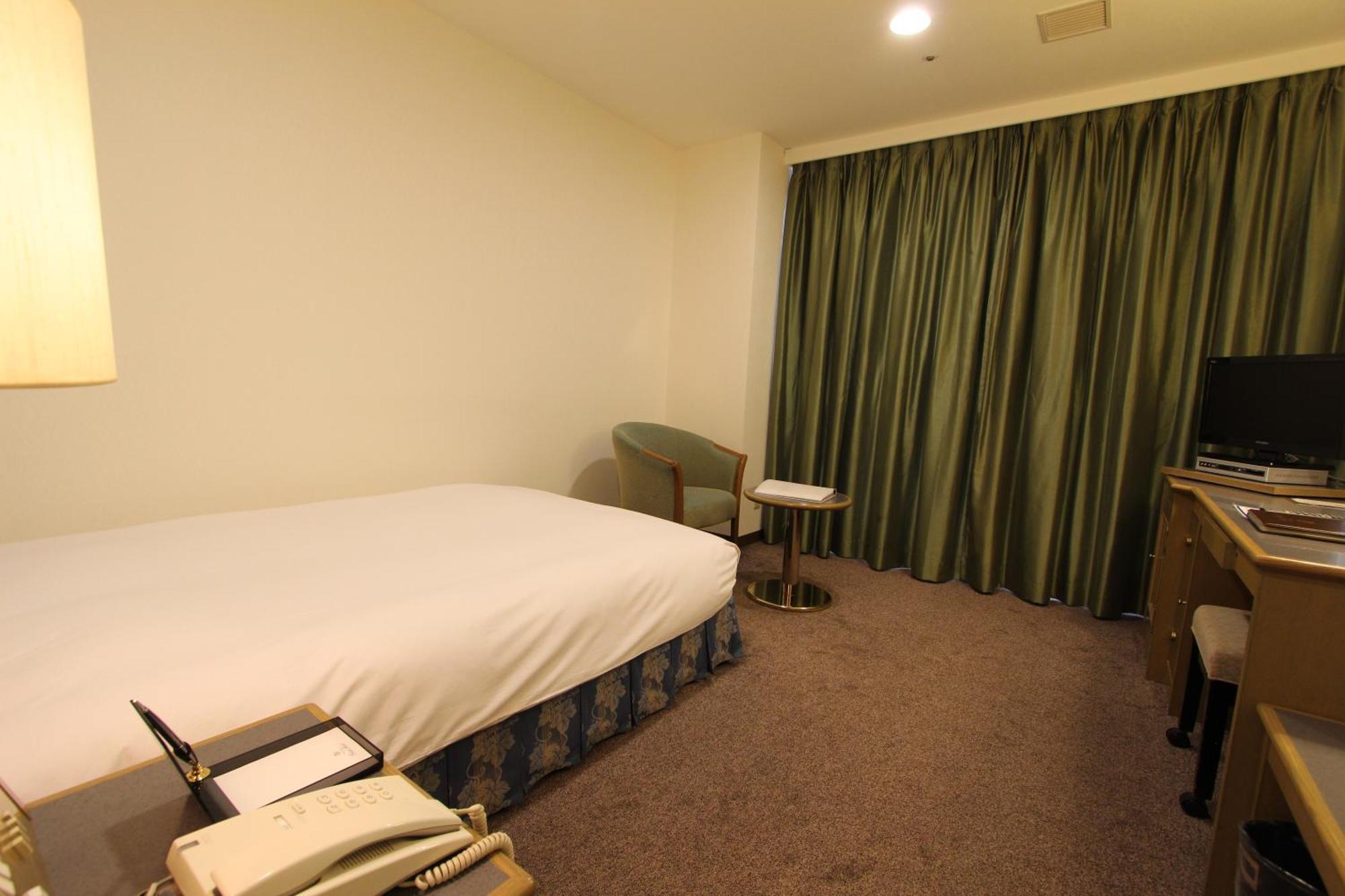Shimonoseki Grand Hotel Room photo